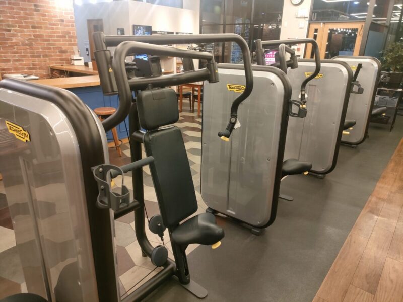 ジム巡り｜アーバンフィット24#2 枚方店：半円フリー×中央ベンチ（個人ブログ）
