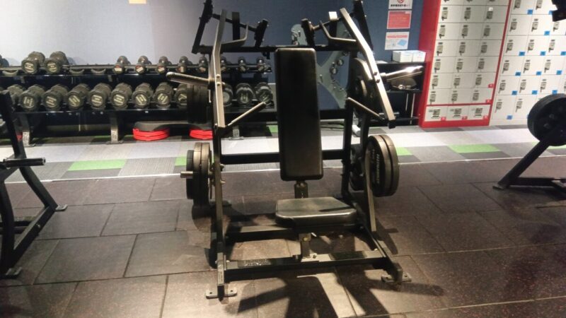 アイソラテラルスーパーインクラインプレス