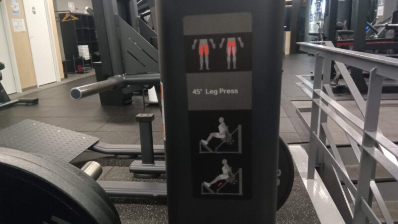 SHUA/ハックスクワット（プレートロード）｜メーカー名称：45°レッグプレス