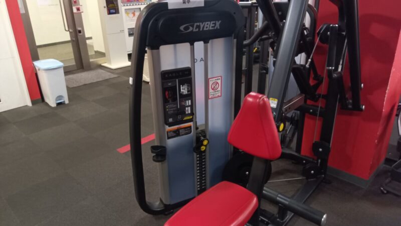 初動が重いのに軽快なロウ｜CYBEX/ローロウ（ウェイトスタック）
