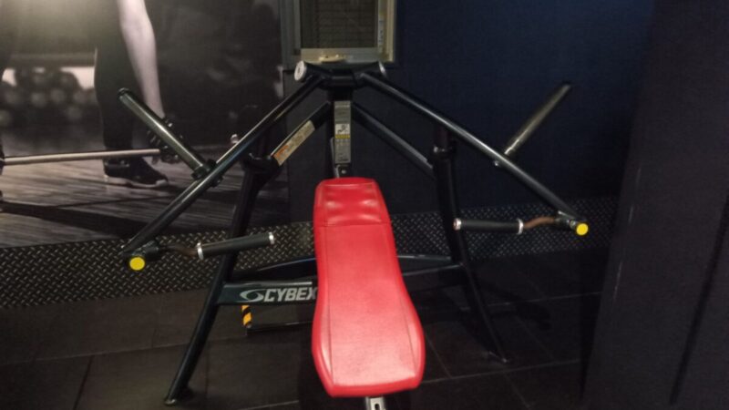 チェストプレス